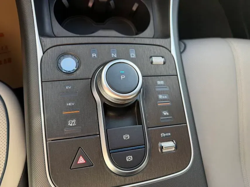 2024 BYD Destroyer 05 1.5L 110HP L4 E-CVT PHEV 8.3KWH,autocango,china used car exporter,china ev exporter,chinese used car exporter,chinese used ev exporter