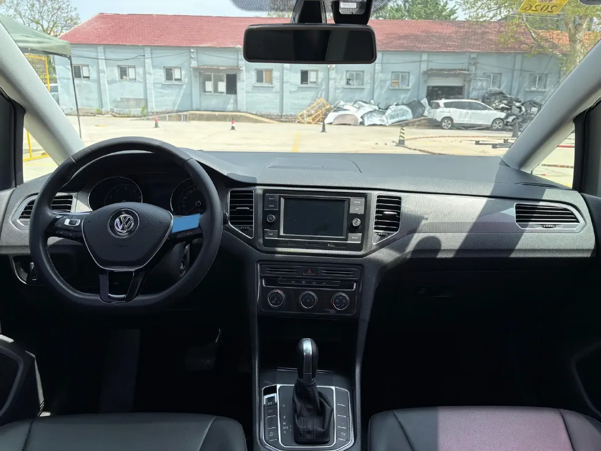 2018 Volkswagen Golf Sportsvan 1.4T 131HP L4 7DCT,autocango,china used car exporter,china ev exporter,chinese used car exporter,chinese used ev exporter
