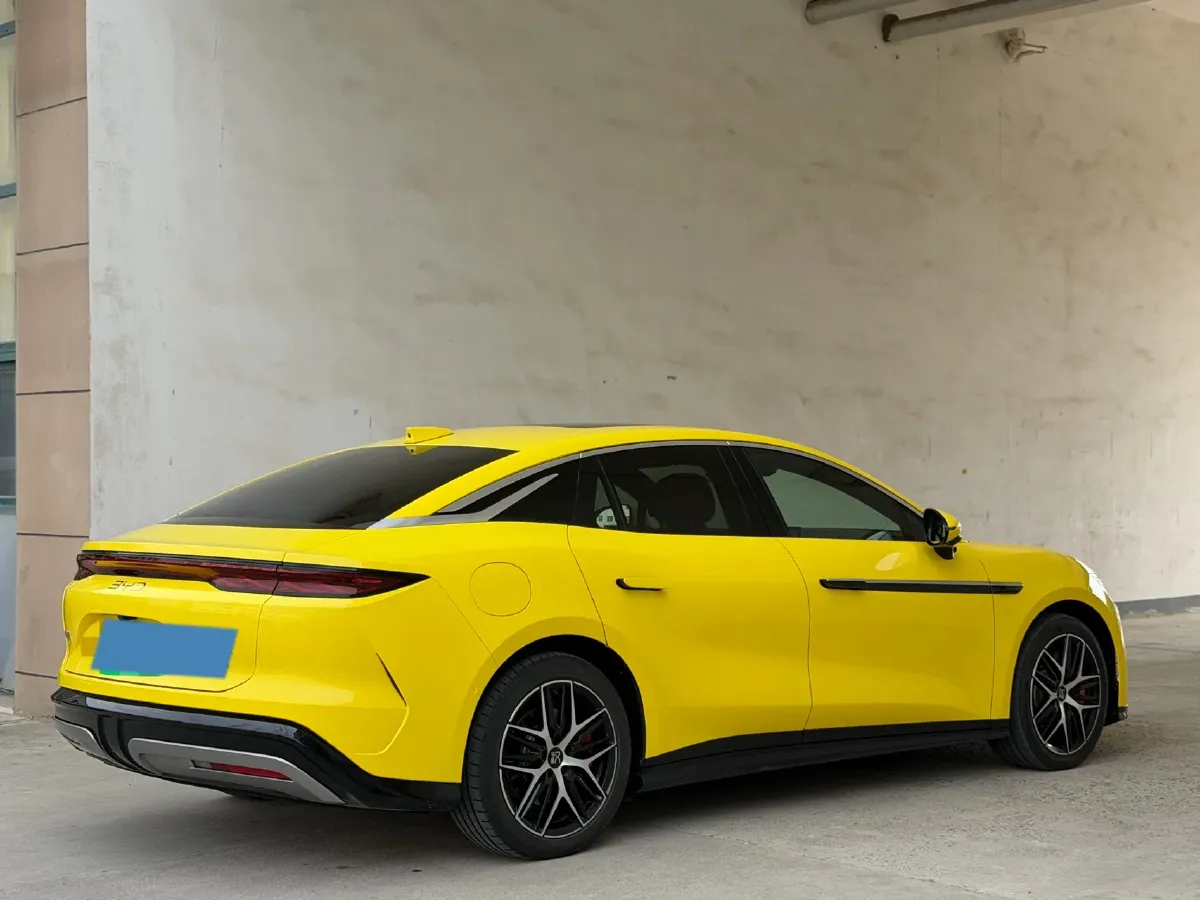 2025 BYD HanL BEV,autocango,china used car exporter,china ev exporter,chinese used car exporter,chinese used ev exporter