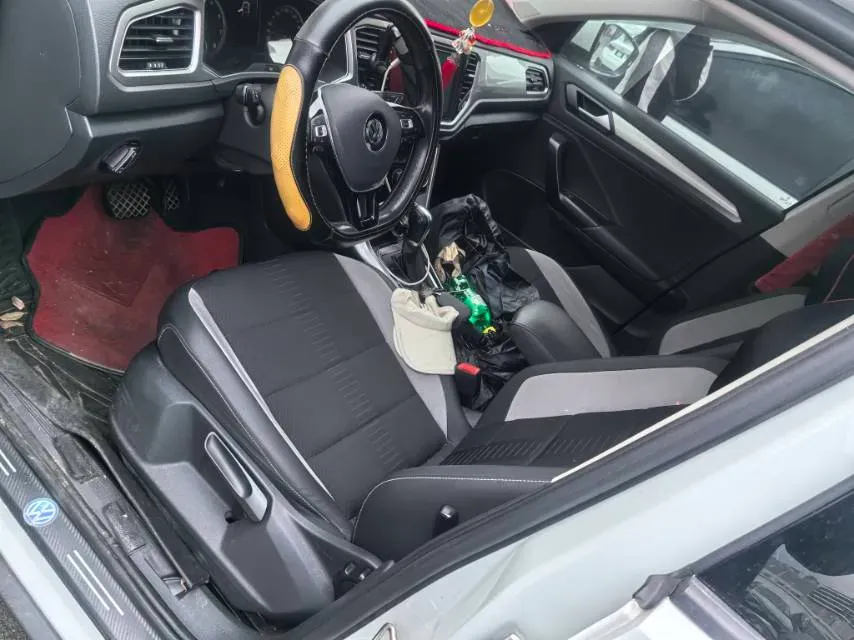 2019 Volkswagen T-Roc 1.4T 150HP L4 7DCT,autocango,china used car exporter,china ev exporter,chinese used car exporter,chinese used ev exporter