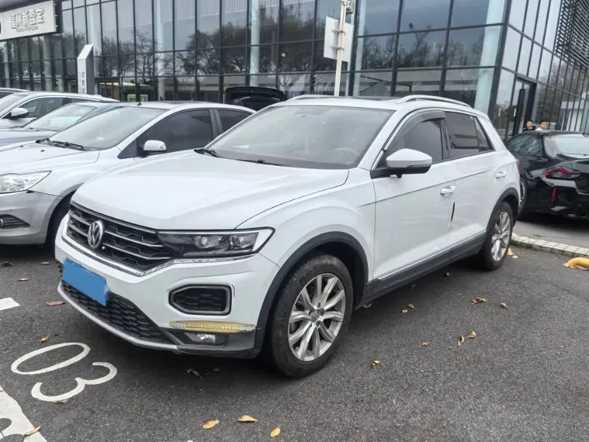 2019 Volkswagen T-Roc 1.4T 150HP L4 7DCT,autocango,china used car exporter,china ev exporter,chinese used car exporter,chinese used ev exporter