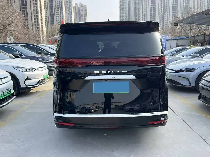 2024 Denza D9 1.5T 139HP L4 E-CVT PHEV 40KWH,autocango,china used car exporter,china ev exporter,chinese used car exporter,chinese used ev exporter