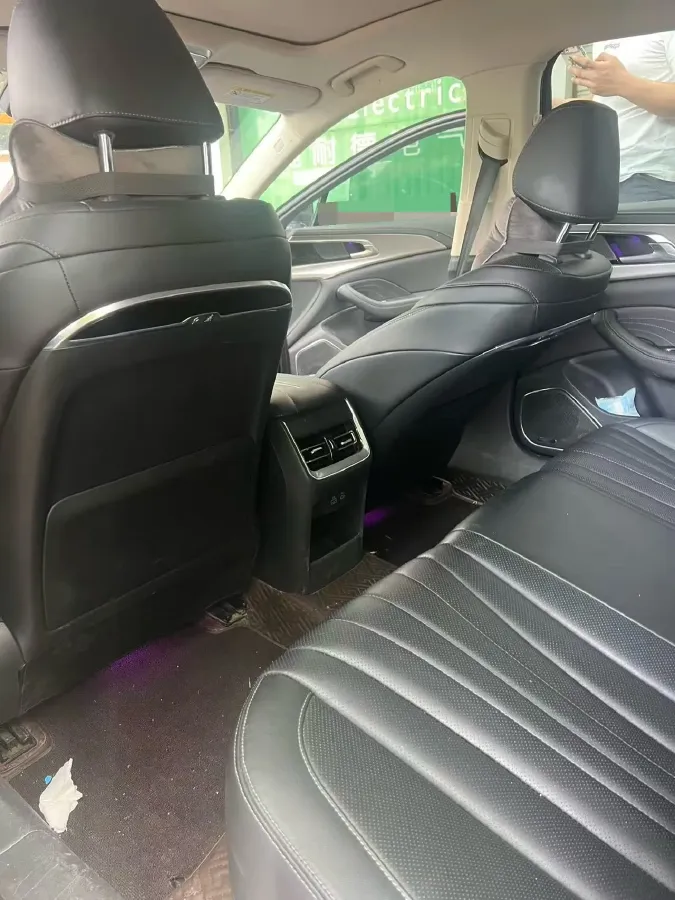 2023 HongQi H5 1.5T 169HP L4 7DCT,autocango,china used car exporter,china ev exporter,chinese used car exporter,chinese used ev exporter