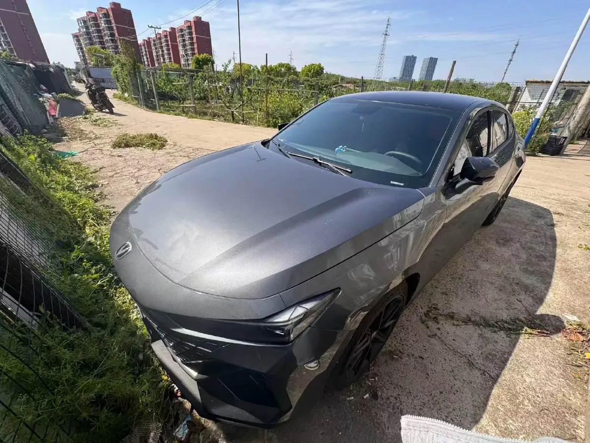 2022 ChangAn UNI-V 1.5T 188HP L4 7DCT,autocango,china used car exporter,china ev exporter,chinese used car exporter,chinese used ev exporter