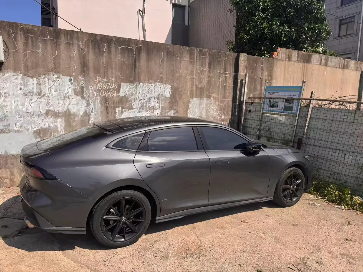 2022 ChangAn UNI-V 1.5T 188HP L4 7DCT,autocango,china used car exporter,china ev exporter,chinese used car exporter,chinese used ev exporter