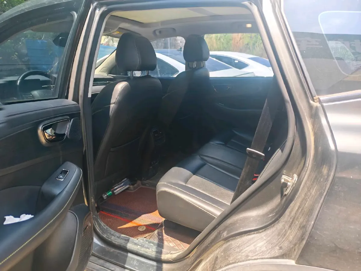 2021 Roewe RX5 1.5T 181HP L4 7DCT,autocango,china used car exporter,china ev exporter,chinese used car exporter,chinese used ev exporter