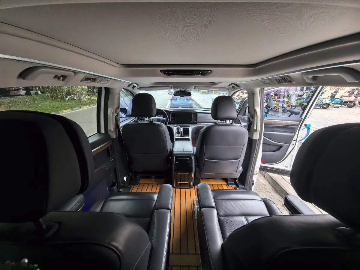 2023 GAC Trumpchi M8 2.0T 252HP L4 8AT,autocango,china used car exporter,china ev exporter,chinese used car exporter,chinese used ev exporter