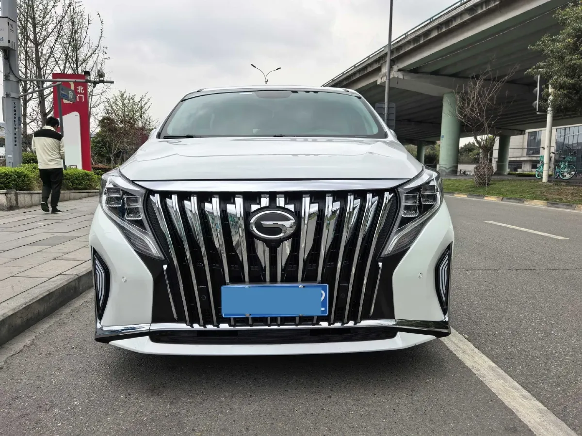 2023 GAC Trumpchi M8 2.0T 252HP L4 8AT,autocango,china used car exporter,china ev exporter,chinese used car exporter,chinese used ev exporter