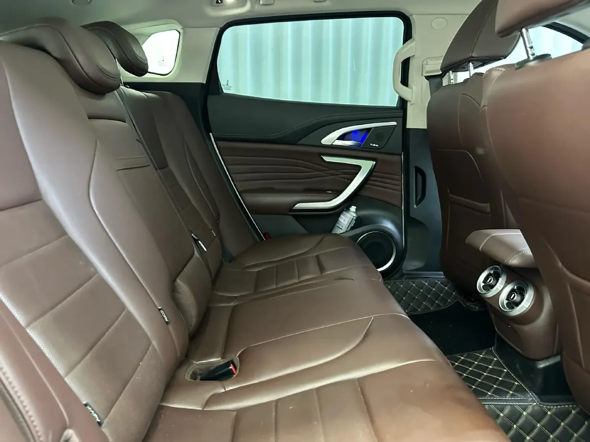 2020 WEY VV7 2.0T 227HP L4 7DCT,autocango,china used car exporter,china ev exporter,chinese used car exporter,chinese used ev exporter