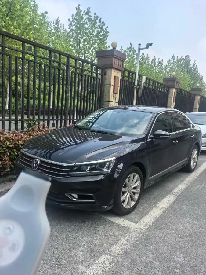 2016 Volkswagen Passat 1.8T 180HP L4 7DCT,autocango,china used car exporter,china ev exporter,chinese used car exporter,chinese used ev exporter