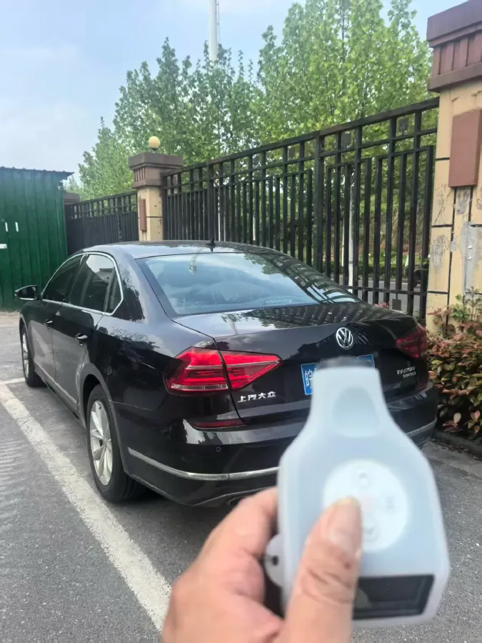 2016 Volkswagen Passat 1.8T 180HP L4 7DCT,autocango,china used car exporter,china ev exporter,chinese used car exporter,chinese used ev exporter