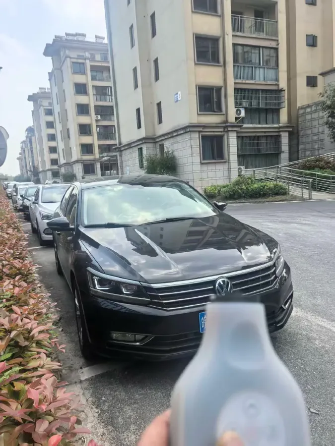 2016 Volkswagen Passat 1.8T 180HP L4 7DCT,autocango,china used car exporter,china ev exporter,chinese used car exporter,chinese used ev exporter