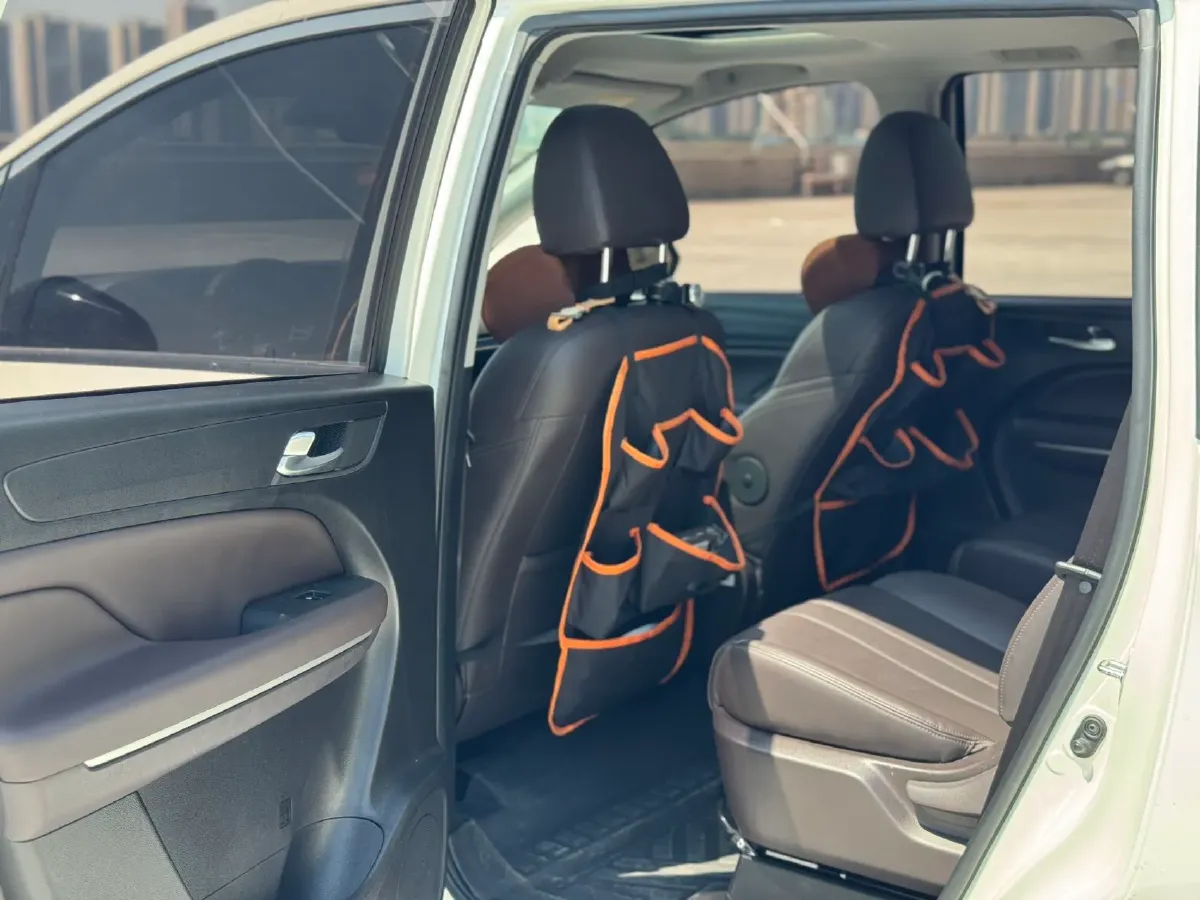 2021 GAC Trumpchi M6 1.5T 169HP L4 7DCT,autocango,china used car exporter,china ev exporter,chinese used car exporter,chinese used ev exporter