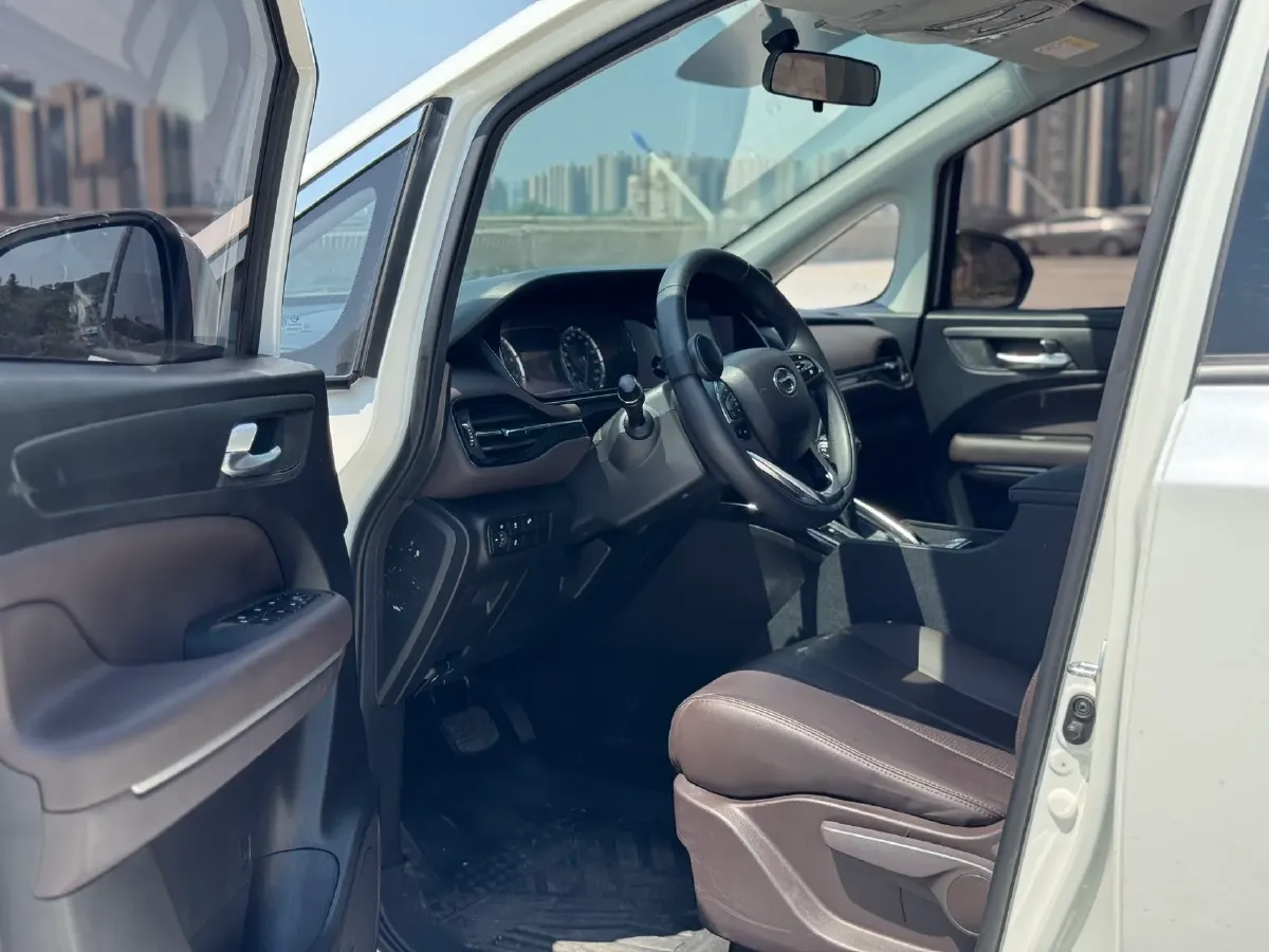 2021 GAC Trumpchi M6 1.5T 169HP L4 7DCT,autocango,china used car exporter,china ev exporter,chinese used car exporter,chinese used ev exporter