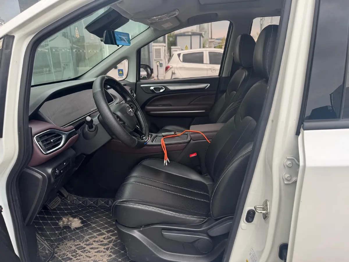 2021 GAC Trumpchi M6 1.5T 169HP L4 7DCT,autocango,china used car exporter,china ev exporter,chinese used car exporter,chinese used ev exporter