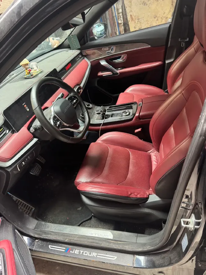 2021 Chery Tiggo 8 Plus 1.6T 197HP L4 7DCT,autocango,china used car exporter,china ev exporter,chinese used car exporter,chinese used ev exporter