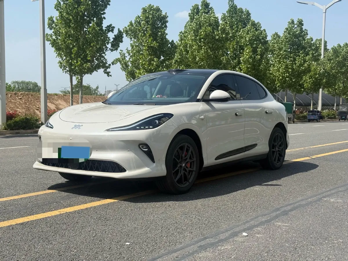 2025 IM LS6 BEV 83KWH,autocango,china used car exporter,china ev exporter,chinese used car exporter,chinese used ev exporter