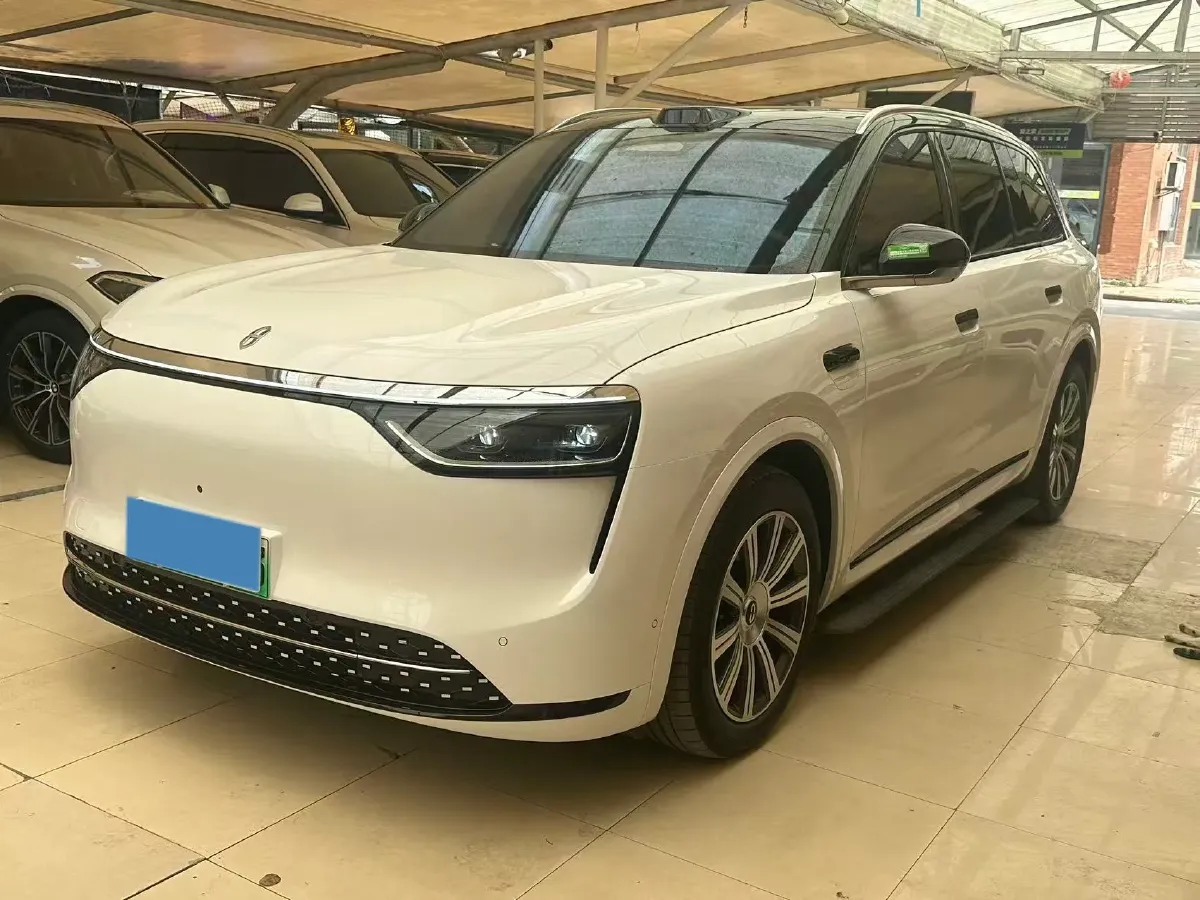 2025 AITO AITO M8 REEV 160HP REEV 53.4KWH,autocango,china used car exporter,china ev exporter,chinese used car exporter,chinese used ev exporter