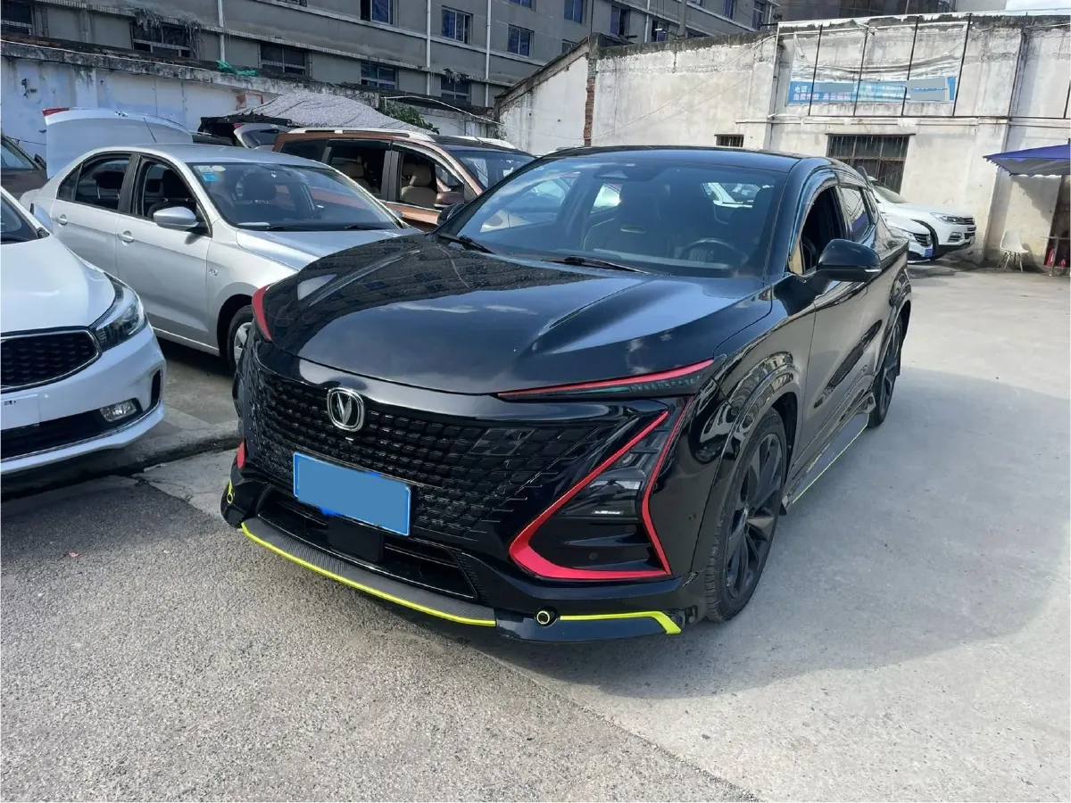 2022 ChangAn UNI-T 1.5T 188HP L4 7DCT,autocango,china used car exporter,china ev exporter,chinese used car exporter,chinese used ev exporter