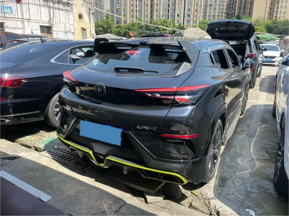 2022 ChangAn UNI-T 1.5T 188HP L4 7DCT,autocango,china used car exporter,china ev exporter,chinese used car exporter,chinese used ev exporter