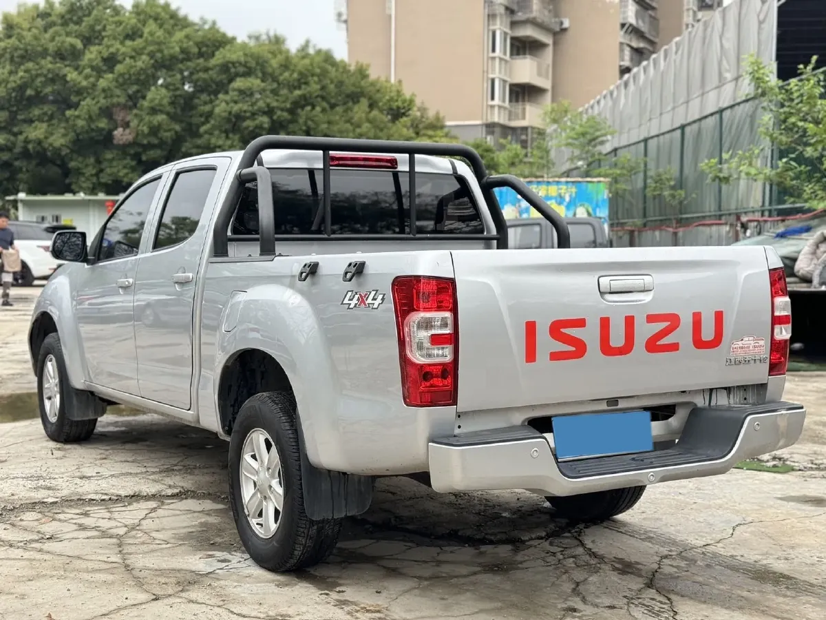 2024 Isuzu RE-MAX Jim 2.8T 120HP L4 5MT,autocango,china used car exporter,china ev exporter,chinese used car exporter,chinese used ev exporter