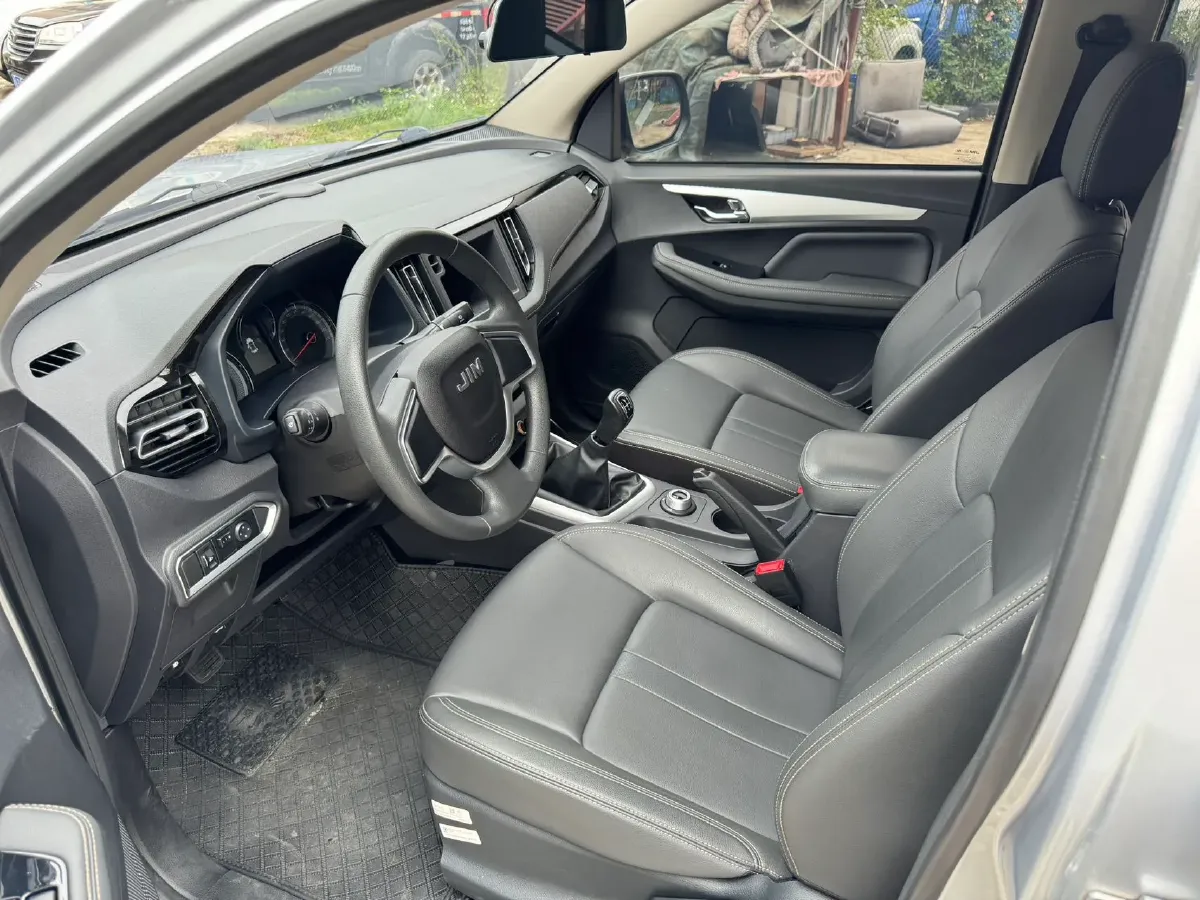 2024 Isuzu RE-MAX Jim 2.8T 120HP L4 5MT,autocango,china used car exporter,china ev exporter,chinese used car exporter,chinese used ev exporter