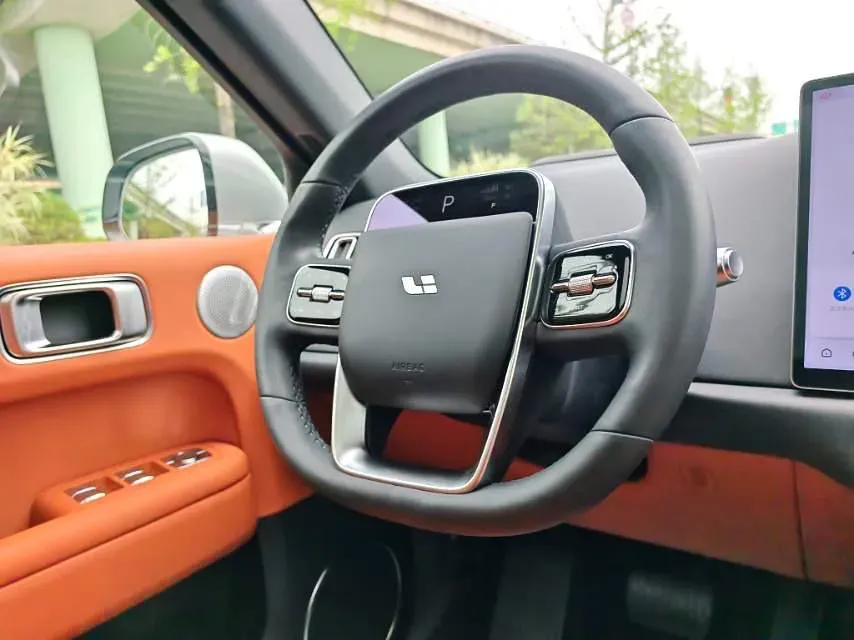 2024 Li L6 Range Extended 154HP L4 REEV 36.8KWH,autocango,china used car exporter,china ev exporter,chinese used car exporter,chinese used ev exporter