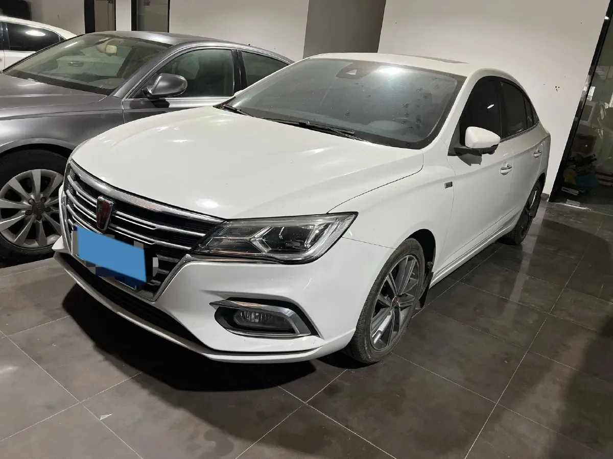 2019 Roewe i5 1.5T 169HP L4 7DCT,autocango,china used car exporter,china ev exporter,chinese used car exporter,chinese used ev exporter