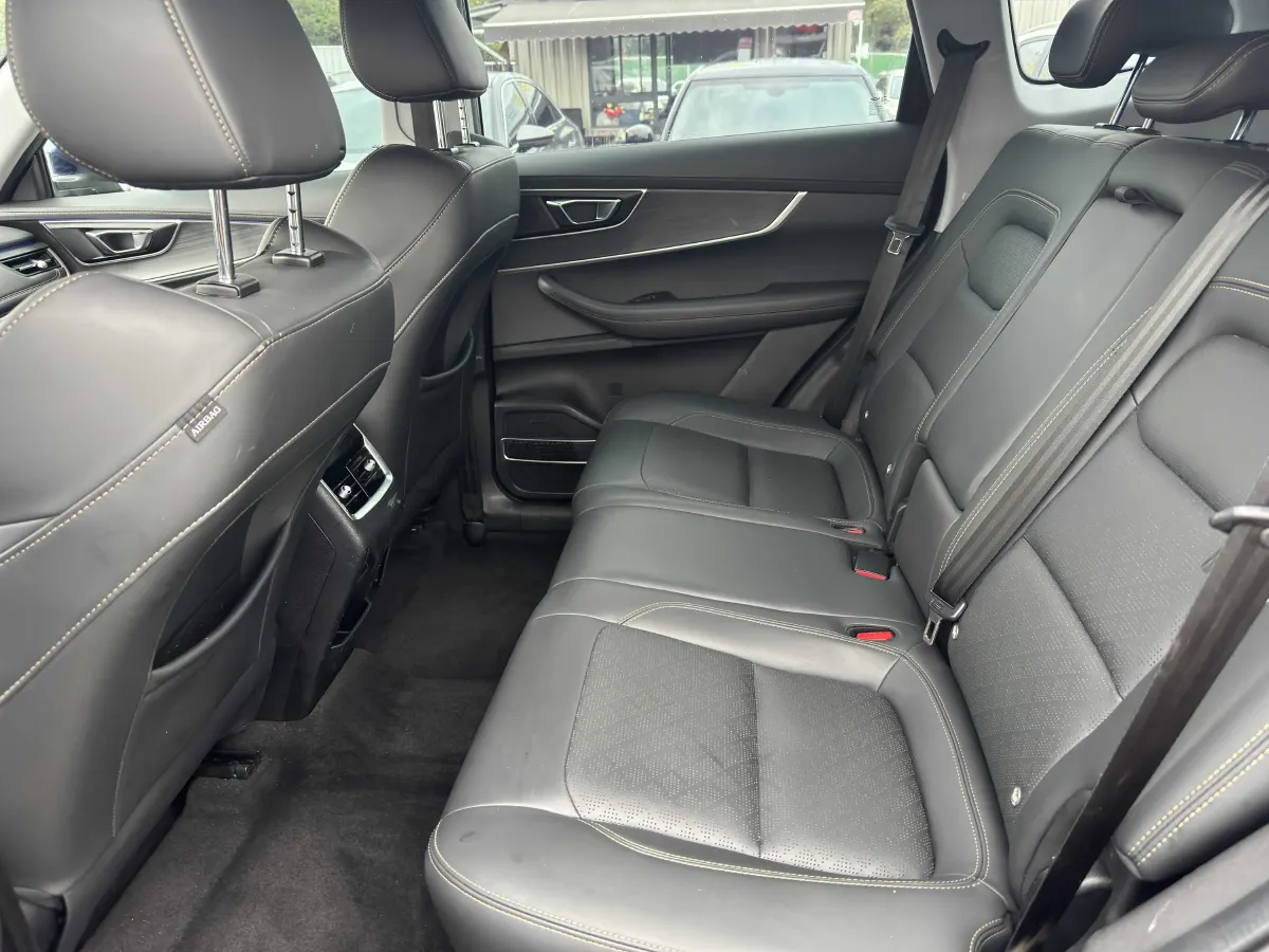 2020 Chery Tiggo 8 1.6T 197HP L4 7DCT,autocango,china used car exporter,china ev exporter,chinese used car exporter,chinese used ev exporter