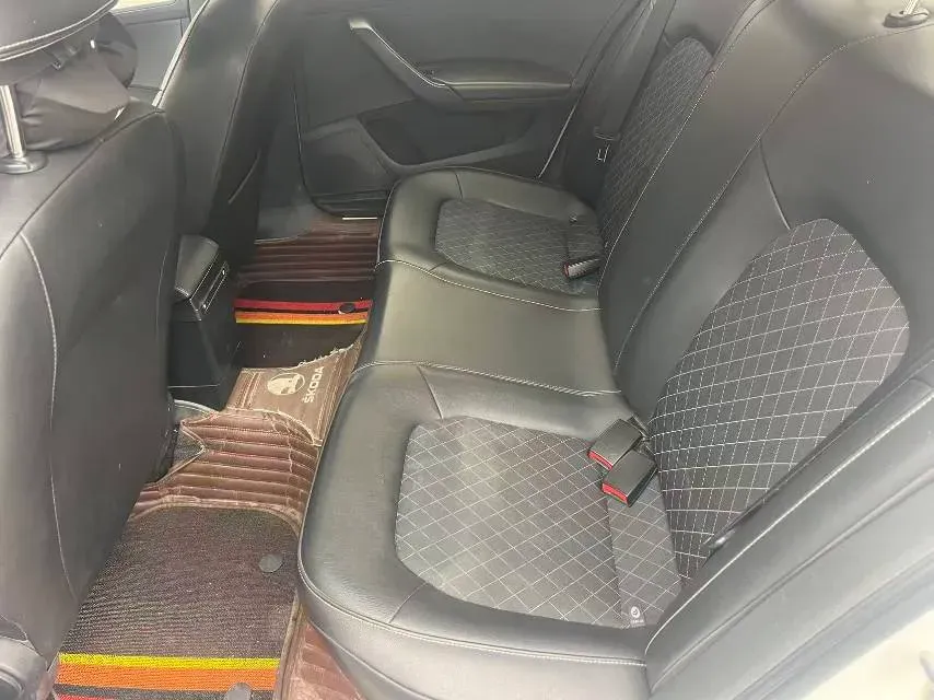 2018 Skoda Rapid 1.6L 110HP L4 6AT,autocango,china used car exporter,china ev exporter,chinese used car exporter,chinese used ev exporter