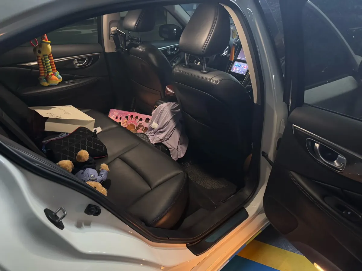 2018 MAXUS G10 2.0T 224HP L4 6AT,autocango,china used car exporter,china ev exporter,chinese used car exporter,chinese used ev exporter