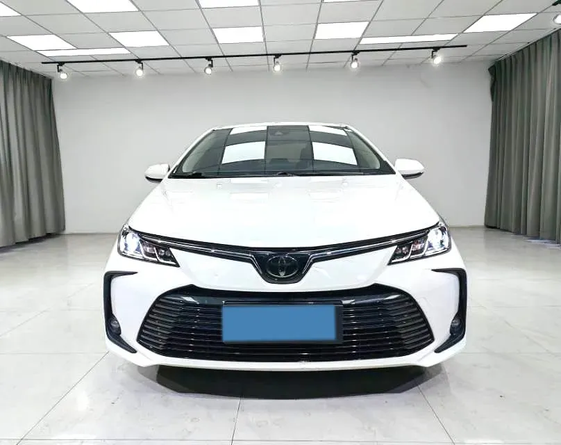 2021 Toyota Corolla 1.2T 116HP L4 CVT,autocango,china used car exporter,china ev exporter,chinese used car exporter,chinese used ev exporter