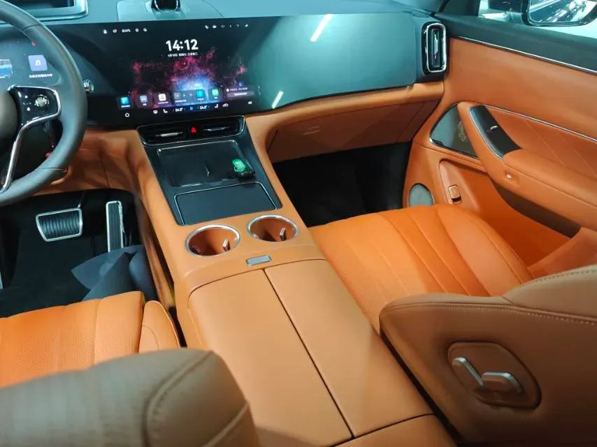 2025 AITO AITO M8 BEV,autocango,china used car exporter,china ev exporter,chinese used car exporter,chinese used ev exporter