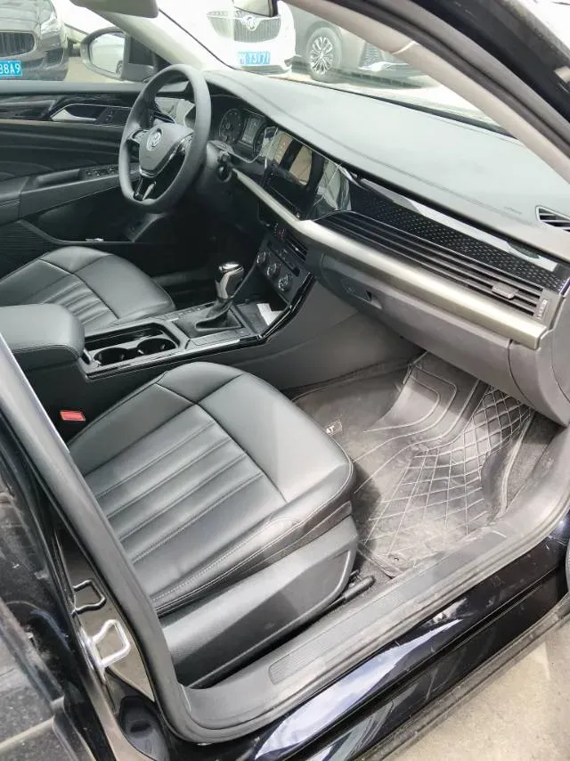 2019 Chevrolet Equinox 1.5T 180HP L4 6AT,autocango,china used car exporter,china ev exporter,chinese used car exporter,chinese used ev exporter