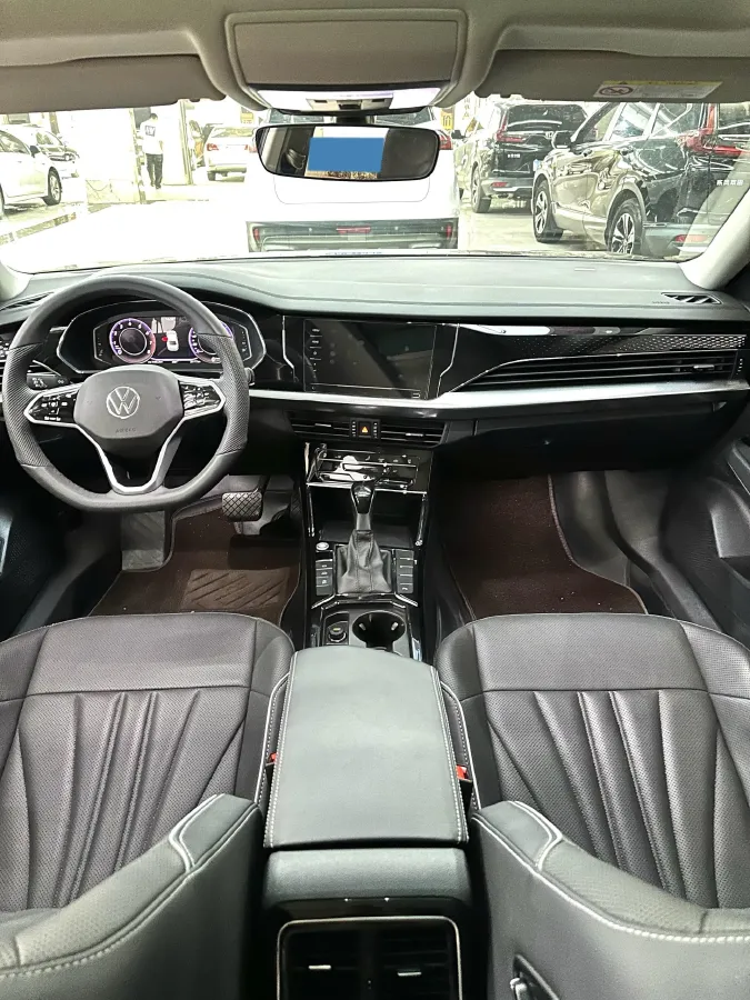 2024 Volkswagen Passat 2.0T 220HP L4 7DCT,autocango,china used car exporter,china ev exporter,chinese used car exporter,chinese used ev exporter