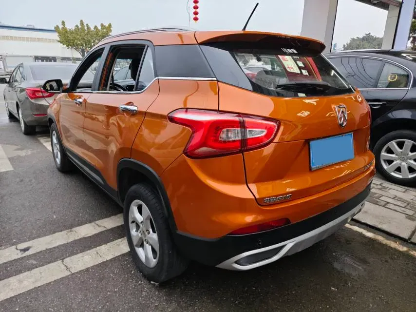2017 BaoJun 310W 1.5L 105HP L4 6MT,autocango,china used car exporter,china ev exporter,chinese used car exporter,chinese used ev exporter