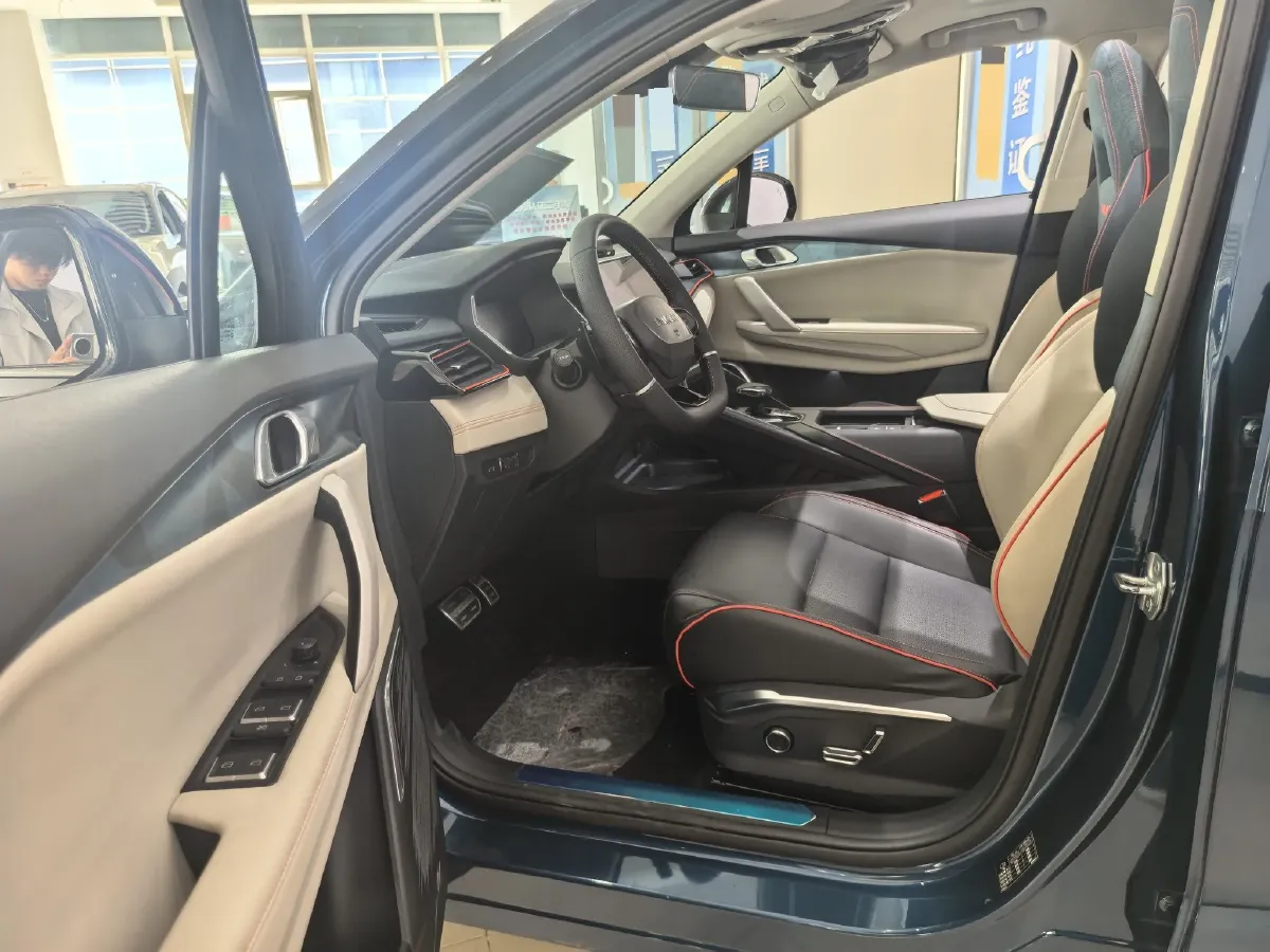 2020 LYNK&CO 06 1.5T 177HP L3 7DCT,autocango,china used car exporter,china ev exporter,chinese used car exporter,chinese used ev exporter