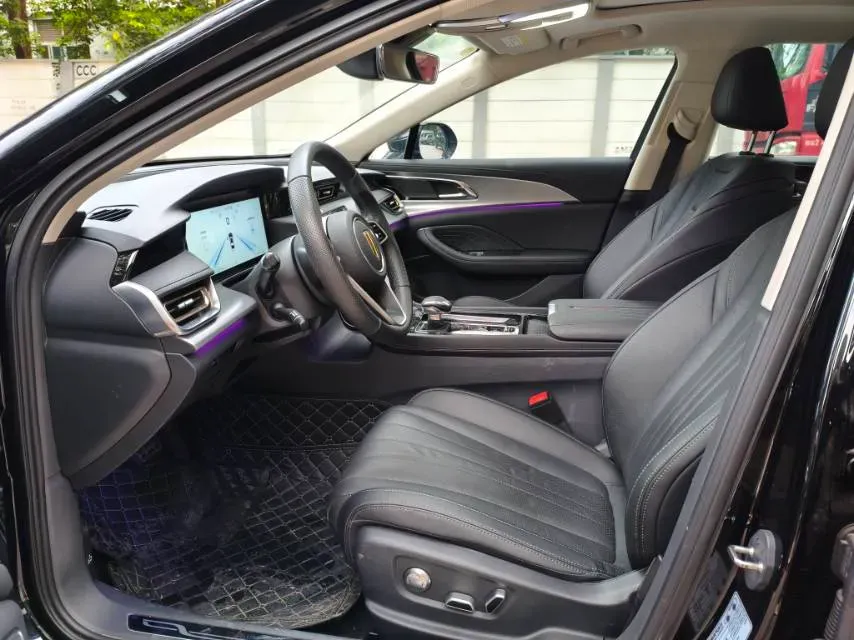 2023 HongQi H5 2.0T 224HP L4 8AT,autocango,china used car exporter,china ev exporter,chinese used car exporter,chinese used ev exporter