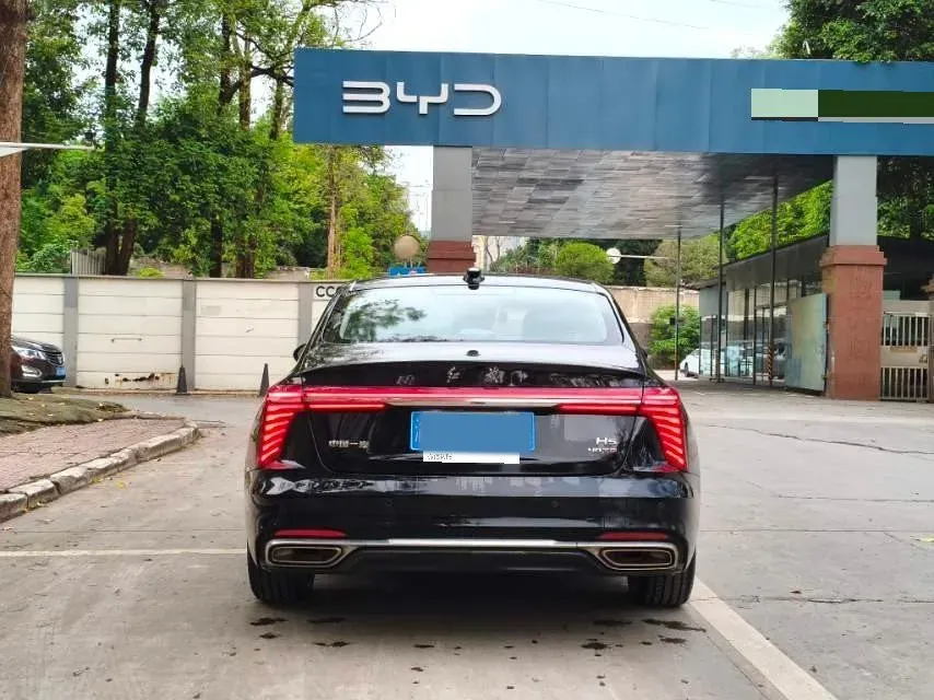 2023 HongQi H5 2.0T 224HP L4 8AT,autocango,china used car exporter,china ev exporter,chinese used car exporter,chinese used ev exporter