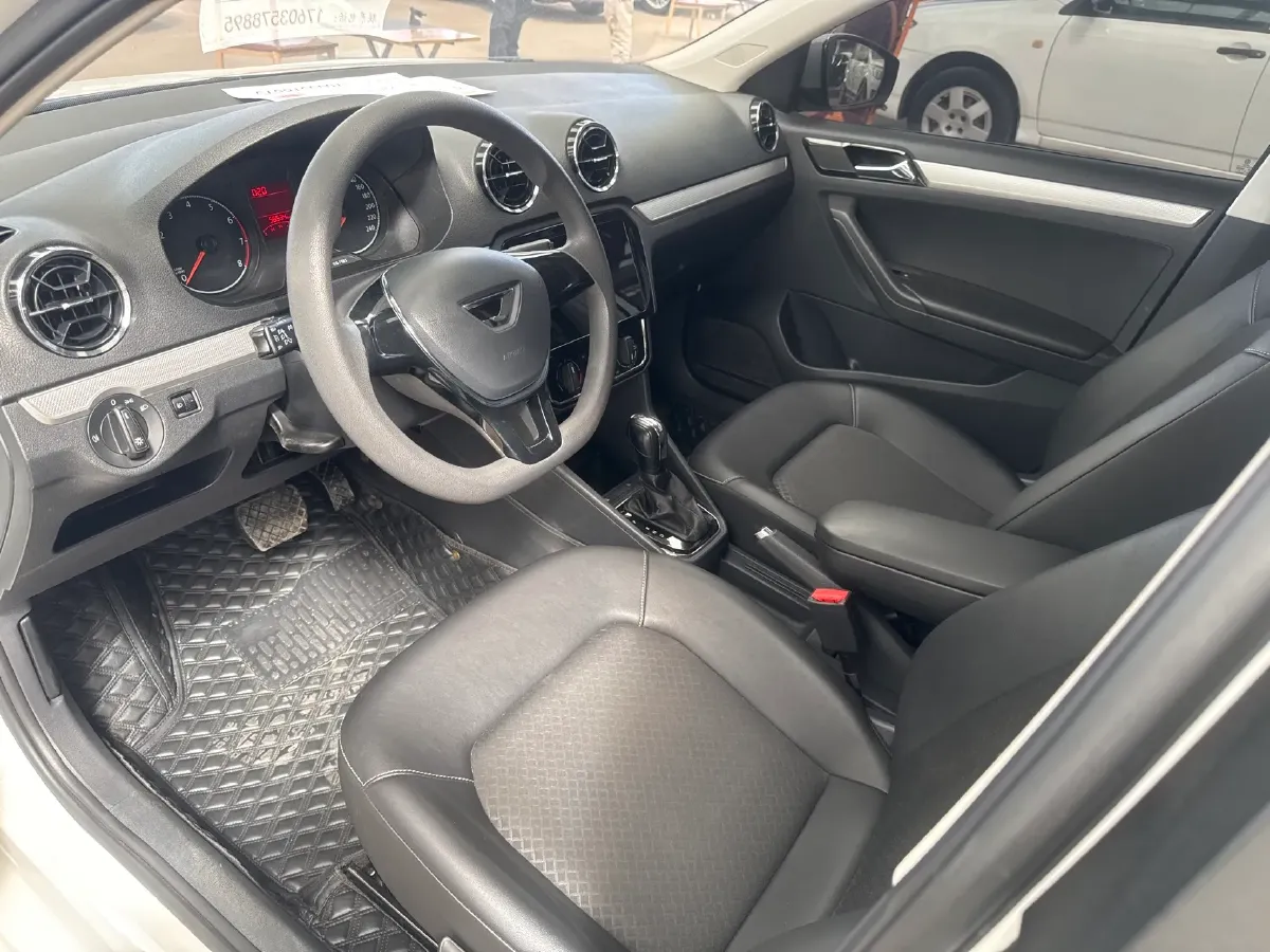 2019 Jetta VA3 1.5L 112HP L4 6AT,autocango,china used car exporter,china ev exporter,chinese used car exporter,chinese used ev exporter