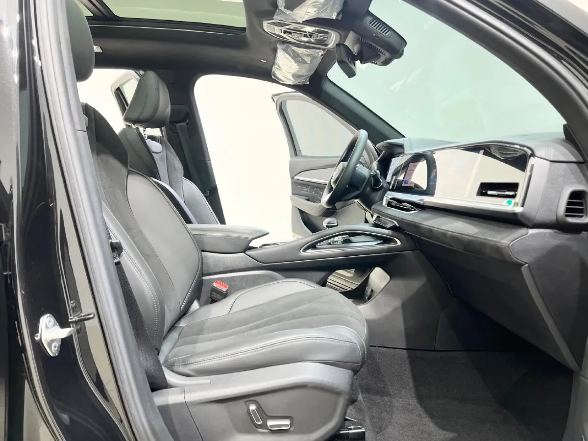 2024 Geely Monjaro 2.0T 238HP L4 8AT,autocango,china used car exporter,china ev exporter,chinese used car exporter,chinese used ev exporter