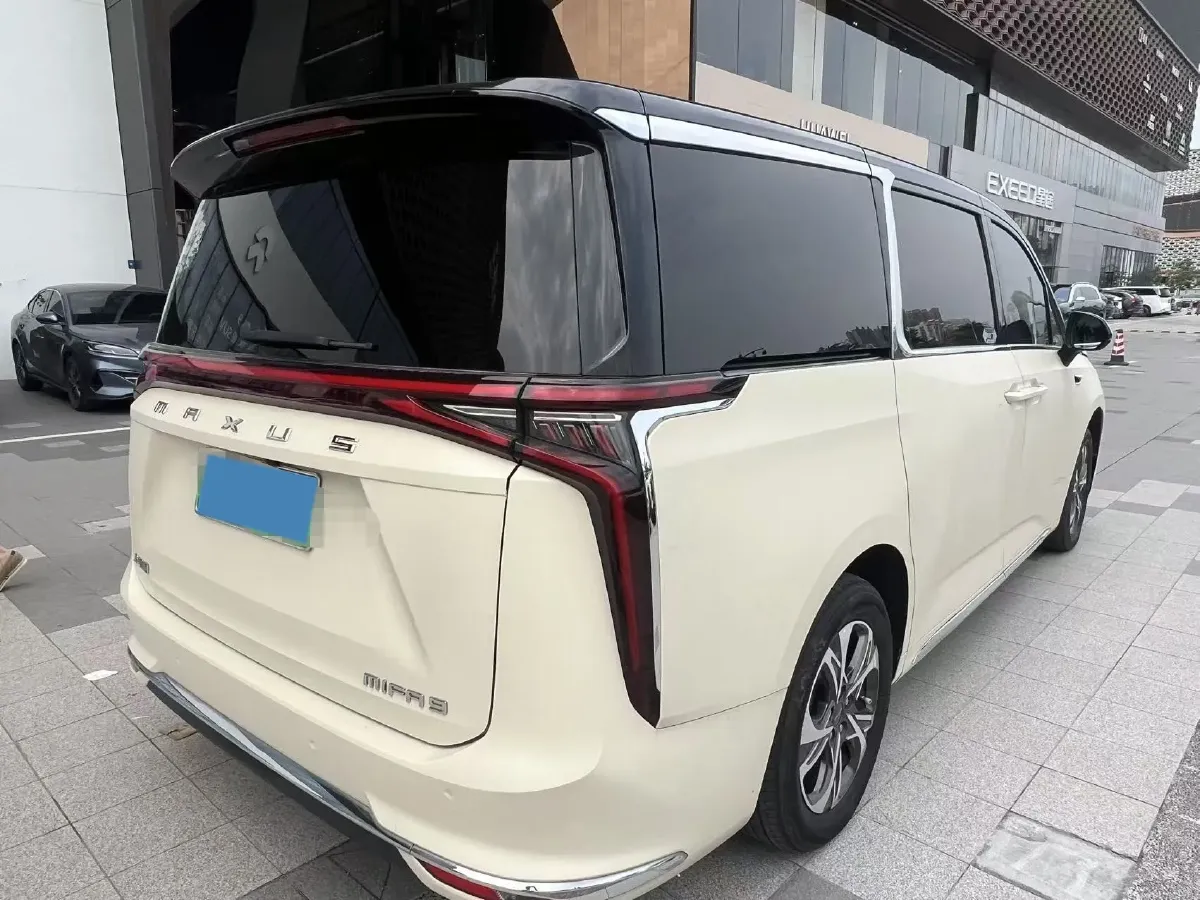2022 MAXUS G90 2.0T 234HP L4 8AT,autocango,china used car exporter,china ev exporter,chinese used car exporter,chinese used ev exporter