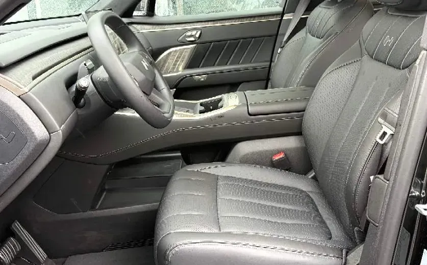 2025 ONVO L90 BEV,autocango,china used car exporter,china ev exporter,chinese used car exporter,chinese used ev exporter