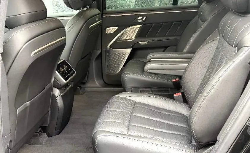 2025 ONVO L90 BEV,autocango,china used car exporter,china ev exporter,chinese used car exporter,chinese used ev exporter