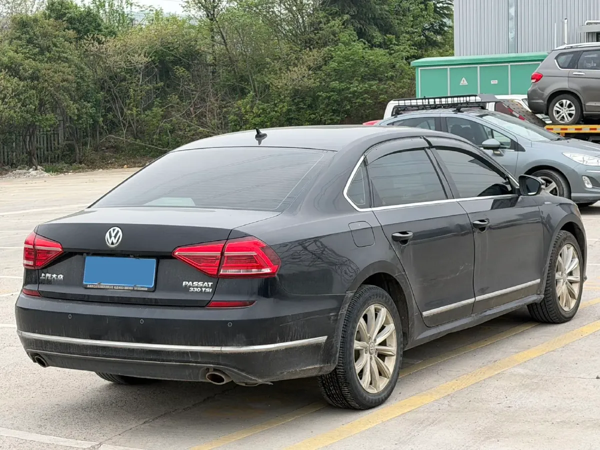2017 Volkswagen Passat 1.8T 180HP L4 7DCT,autocango,china used car exporter,china ev exporter,chinese used car exporter,chinese used ev exporter