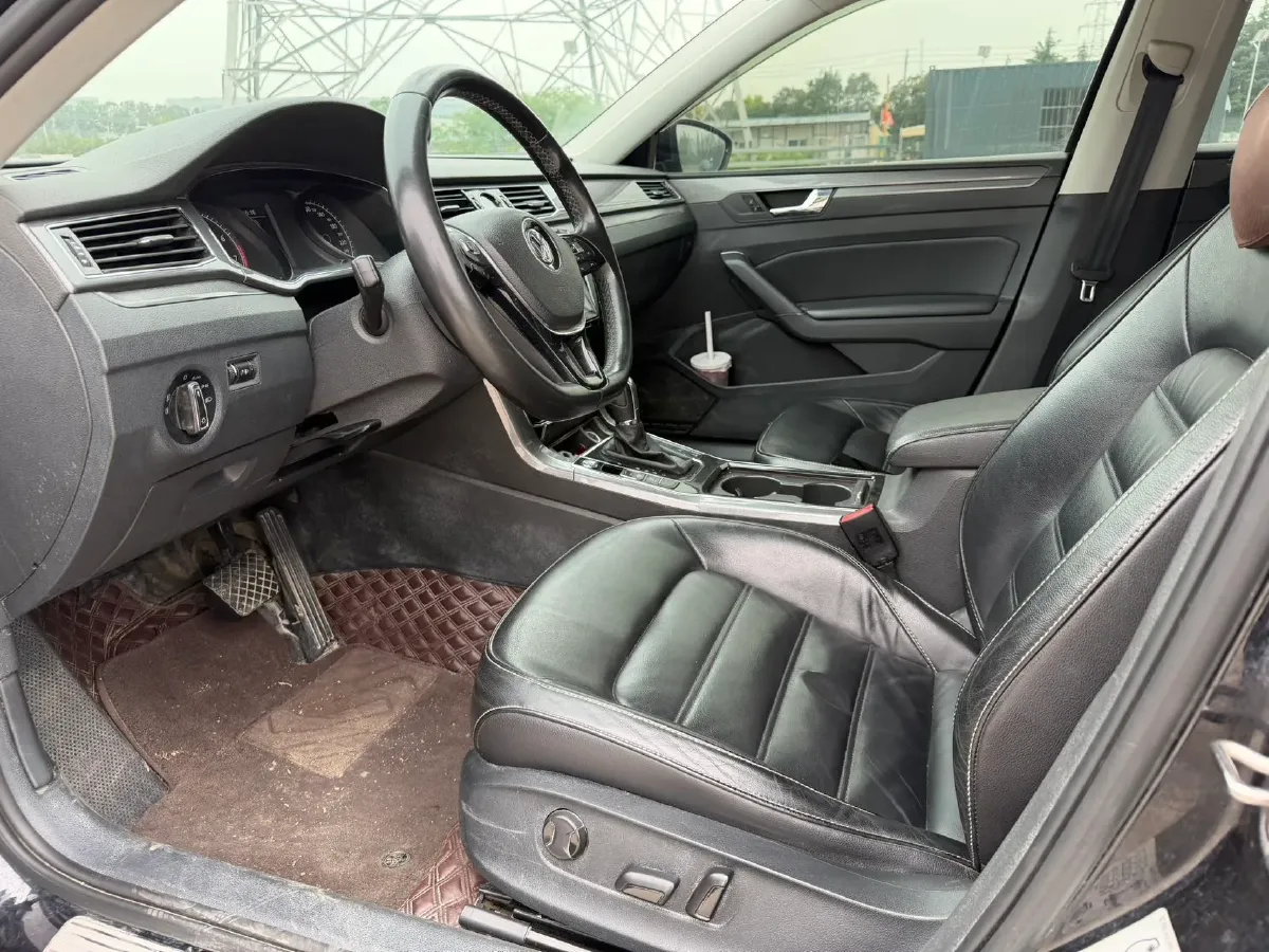 2017 Volkswagen Passat 1.8T 180HP L4 7DCT,autocango,china used car exporter,china ev exporter,chinese used car exporter,chinese used ev exporter