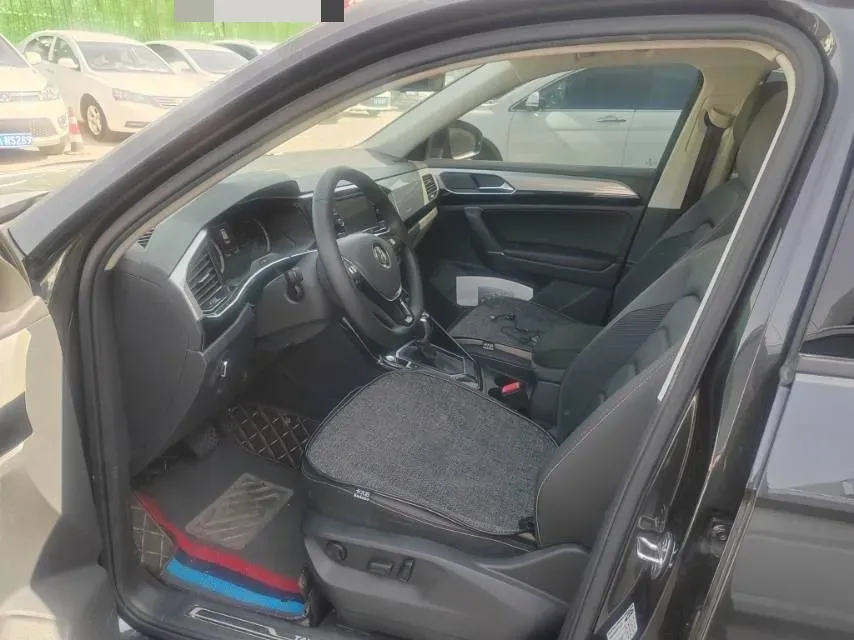 2019 Jeep Cherokee 2.0T 234HP L4 9AT,autocango,china used car exporter,china ev exporter,chinese used car exporter,chinese used ev exporter