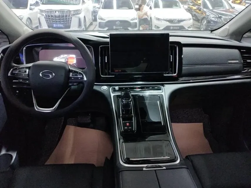 2021 GAC Trumpchi M8 2.0T 252HP L4 8AT,autocango,china used car exporter,china ev exporter,chinese used car exporter,chinese used ev exporter