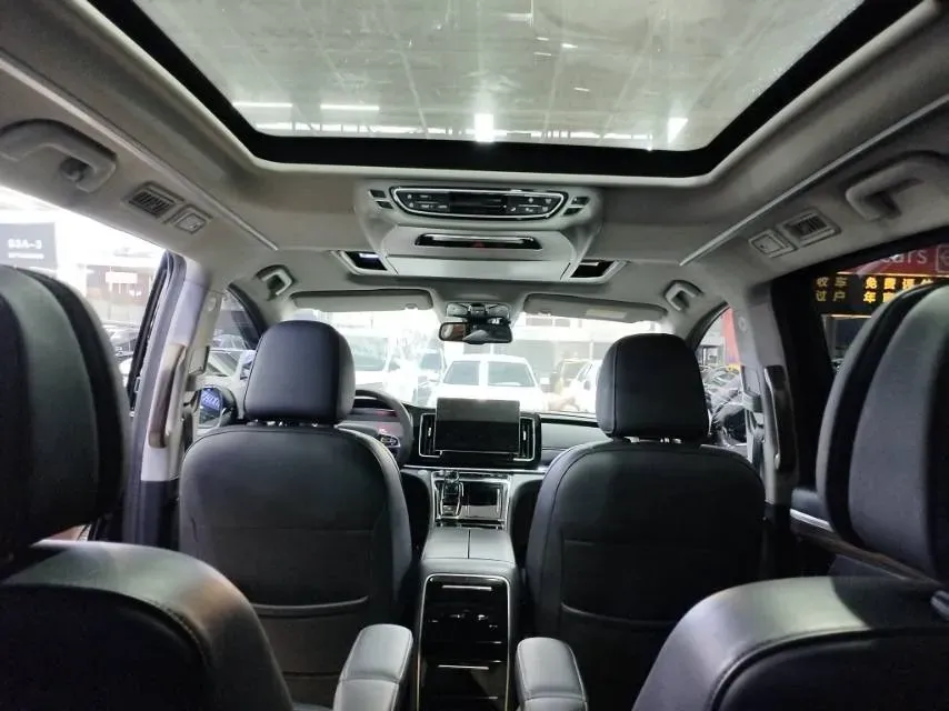 2021 GAC Trumpchi M8 2.0T 252HP L4 8AT,autocango,china used car exporter,china ev exporter,chinese used car exporter,chinese used ev exporter