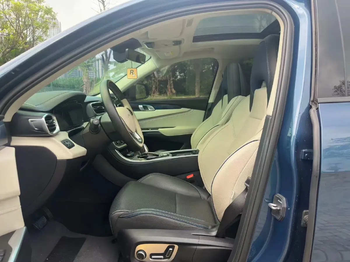 2019 LYNK&CO 01 2.0T 190HP L4 6AT,autocango,china used car exporter,china ev exporter,chinese used car exporter,chinese used ev exporter